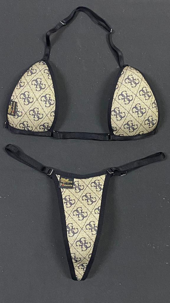 Bikíni fita brasileiro de tecido marfim estampa GC